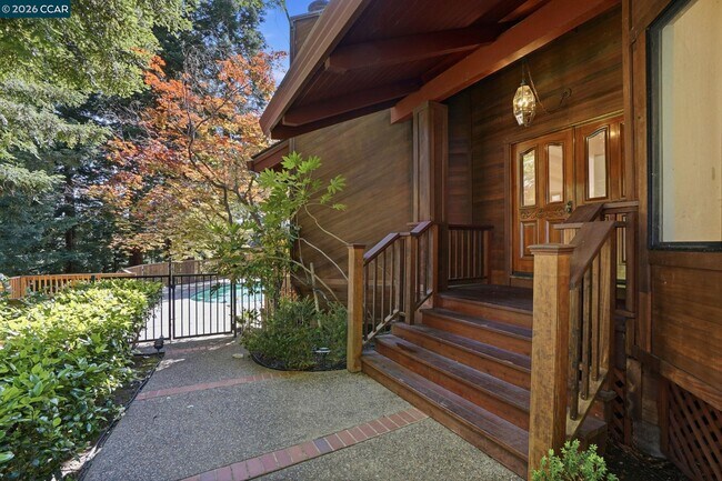 Building Photo - 2561 Rolling Hills Ct