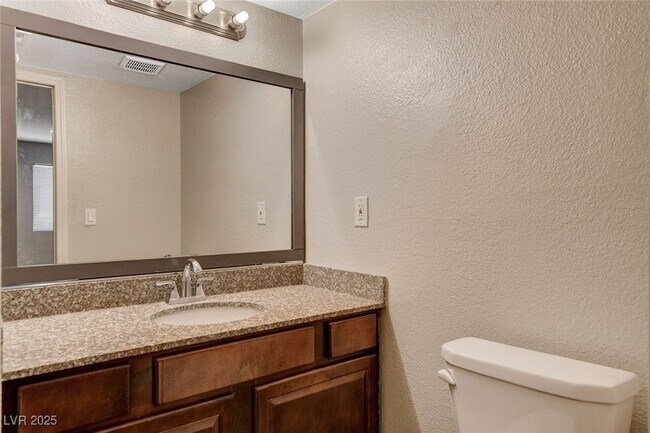 Building Photo - 5240 Indian River Dr