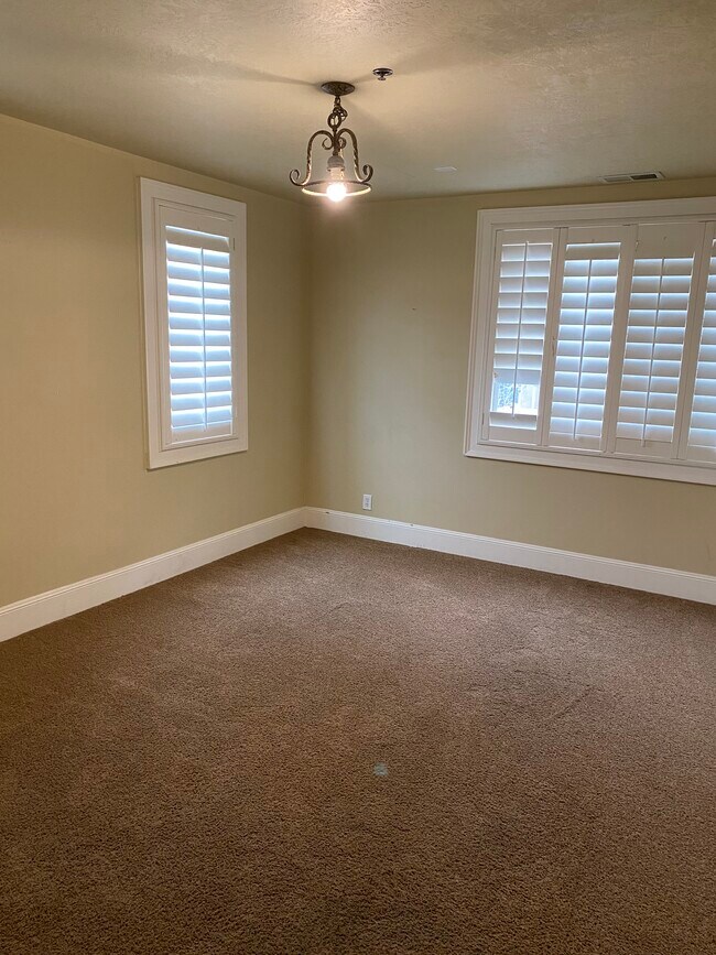 Building Photo - ARBOR #211