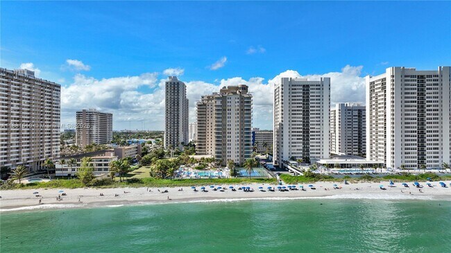 Building Photo - 1920 S Ocean Dr