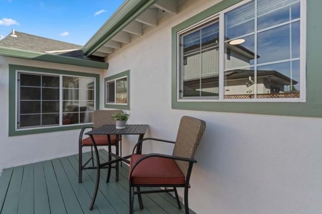 Building Photo - 383 N Sunnyvale Ave