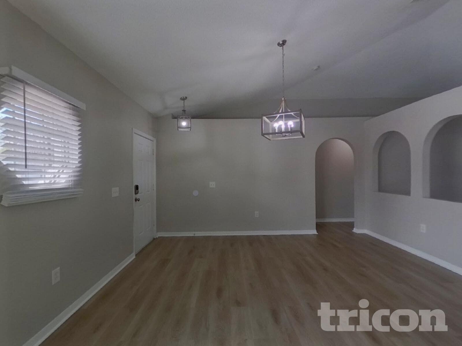 Building Photo - 250 Canterbury Ct