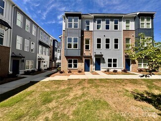 Building Photo - 1015 Kokomo Ln