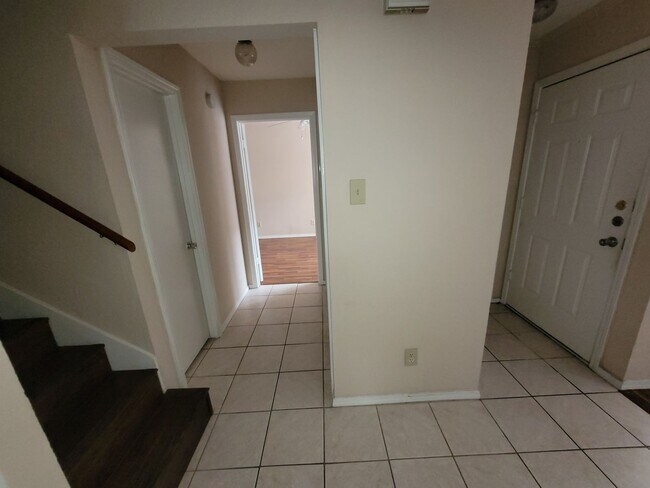 Building Photo - WYKEHAM CONDOS