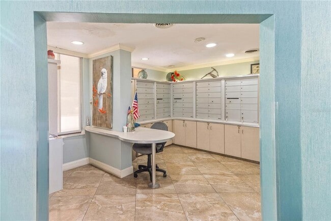 Building Photo - 700 Island Way