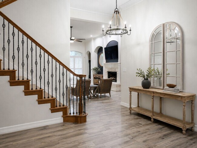 Building Photo - 1129 Castle Path