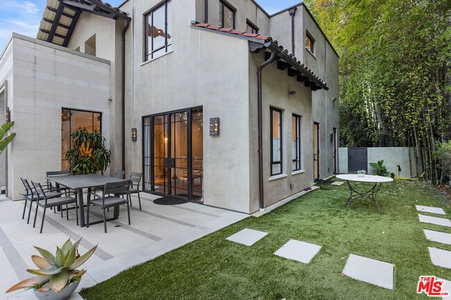 Building Photo - 7801 Hillside Ave