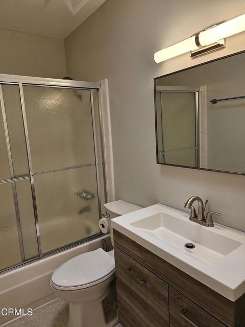 Building Photo - 2166 N Indian Canyon Dr
