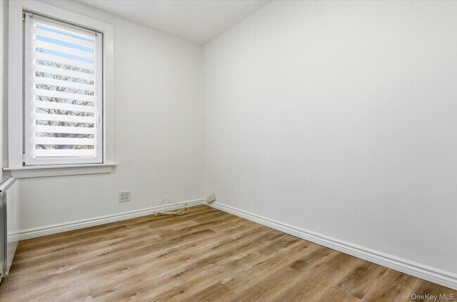 Building Photo - 73-22 67th Rd