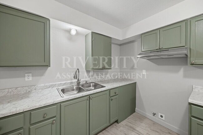 Building Photo - A Must See!!!!! Section 8 Friendly & Ready...