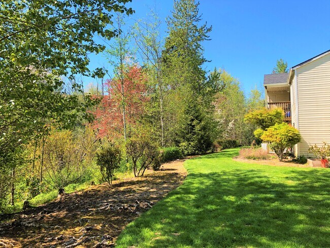 Beavercreek Meadows Apartments - Troutdale, OR | Apartment Finder