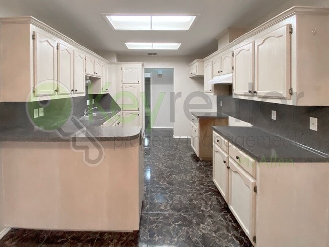 Building Photo - Beautiful 3bed/ 2bath home in Mission, TX