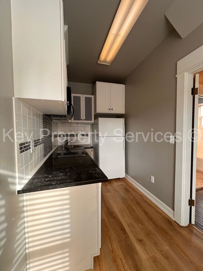 Building Photo - MOVE IN SPECIAL! Call for details. Charmin...