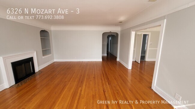 Building Photo - Beautiful 3 Bed in West Ridge