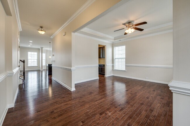 Building Photo - "Spacious 4-Bedroom Retreat with 3 Full Ba...