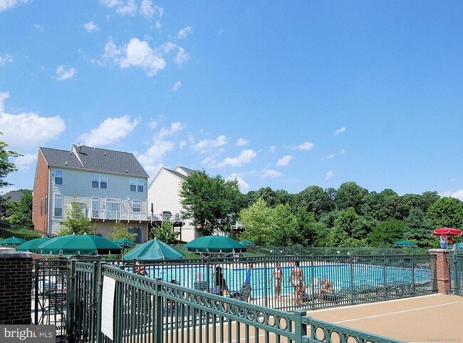 Building Photo - 350 Tannery Dr