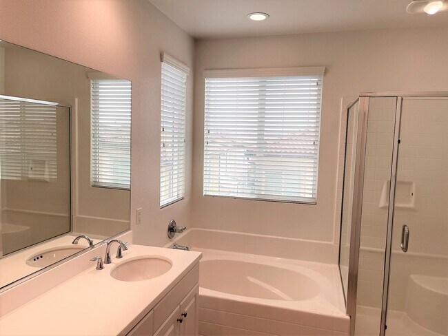 Building Photo - 2883 Villa Catalonia Ct