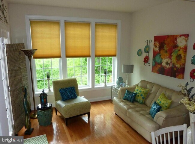 Building Photo - 333 Caldwell Terrace SE