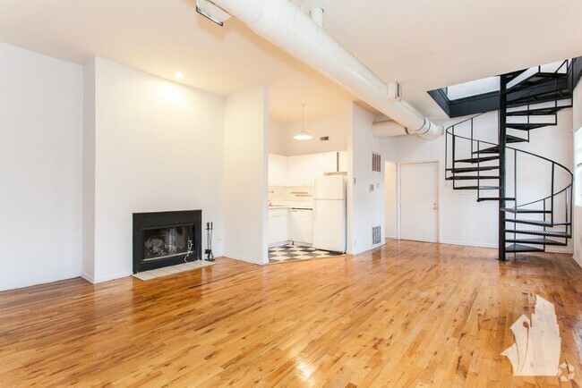 Building Photo - 2057 W Dickens Ave