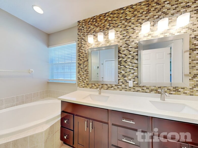 Building Photo - 14038 Waterville Cir