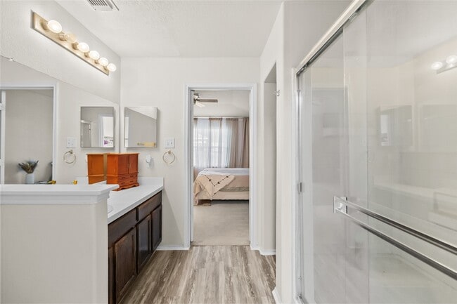 Building Photo - 615 Ashlen Dr