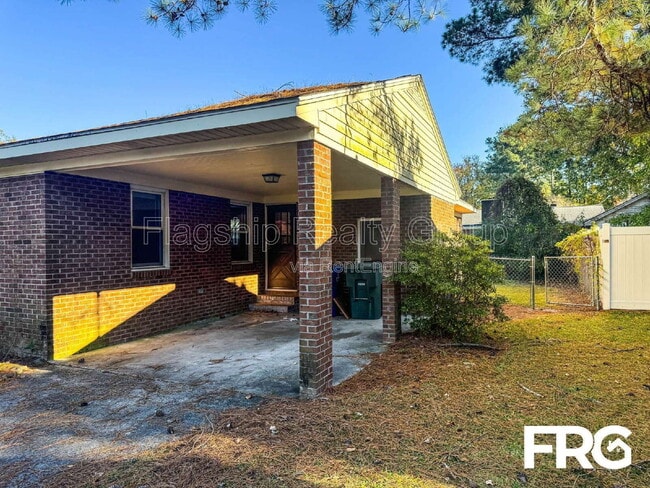 Building Photo - 113 Belmont Dr