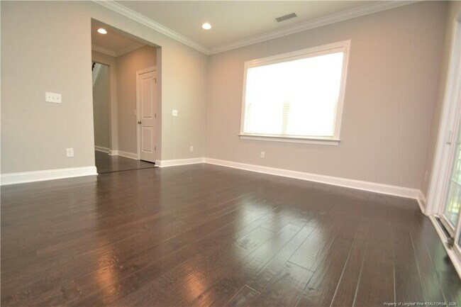 Building Photo - 977 Bristol Bridge Dr