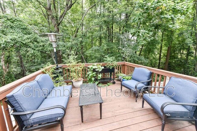 Building Photo - 1661 Fieldthorn Dr