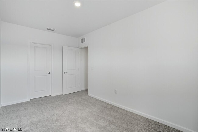 Building Photo - 27881 Radiant Ct