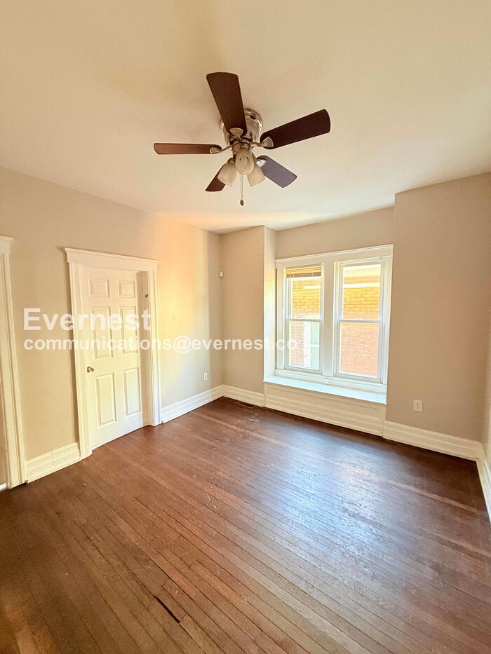 Building Photo - 506 Westminster St