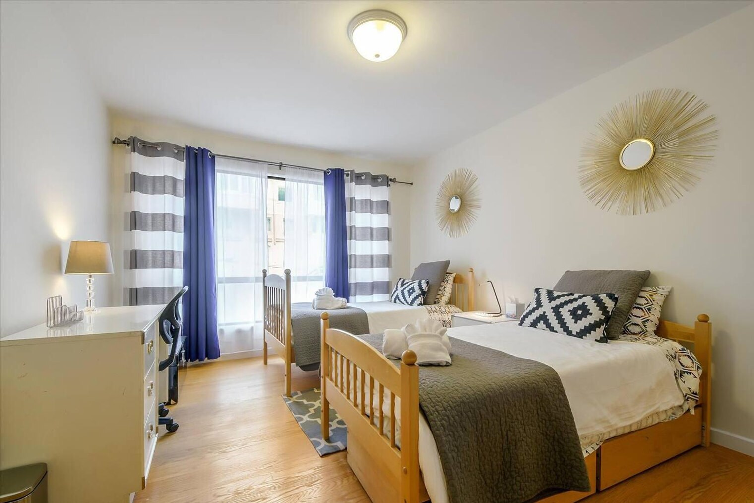 Building Photo - 1021 Greenwich St