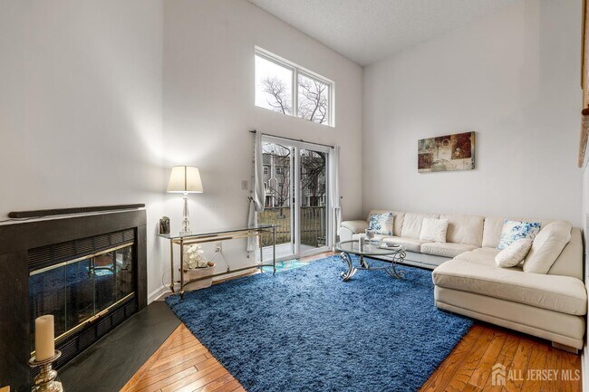 Building Photo - 117 N Barrow Pl