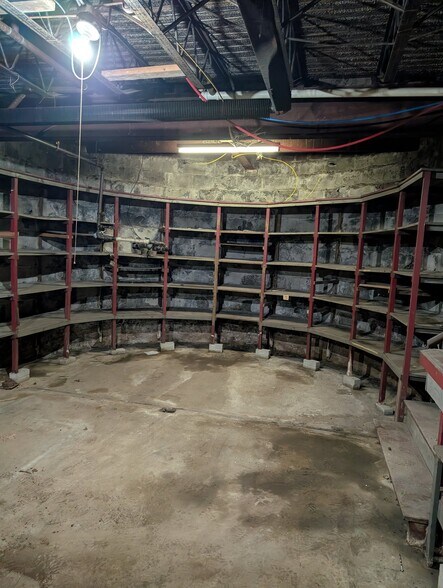 Building Photo - 1140 Allegheny St