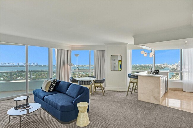 Building Photo - 4401 Collins Ave