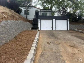 Building Photo - 3bed/1bath -- RENT TO OWN/SELLER FINANCE O...