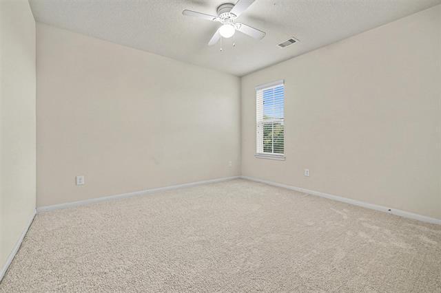 Building Photo - 9997 Knob Hollow Way