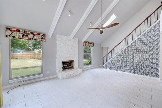 Building Photo - 10408 Doering Ln