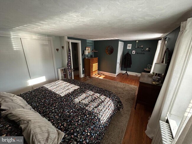 Building Photo - 520 Ridge St