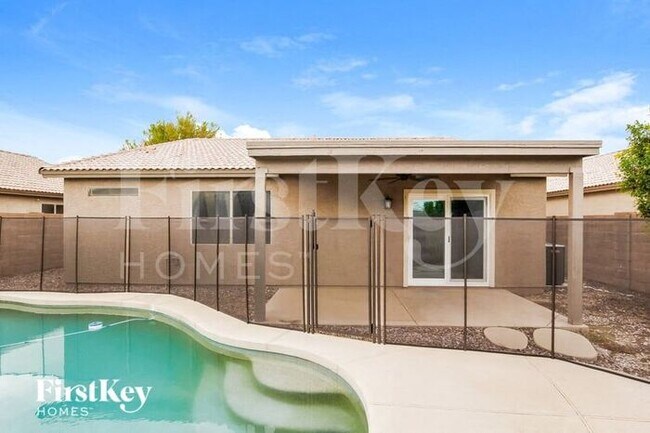 Building Photo - 9331 W Irma Ln