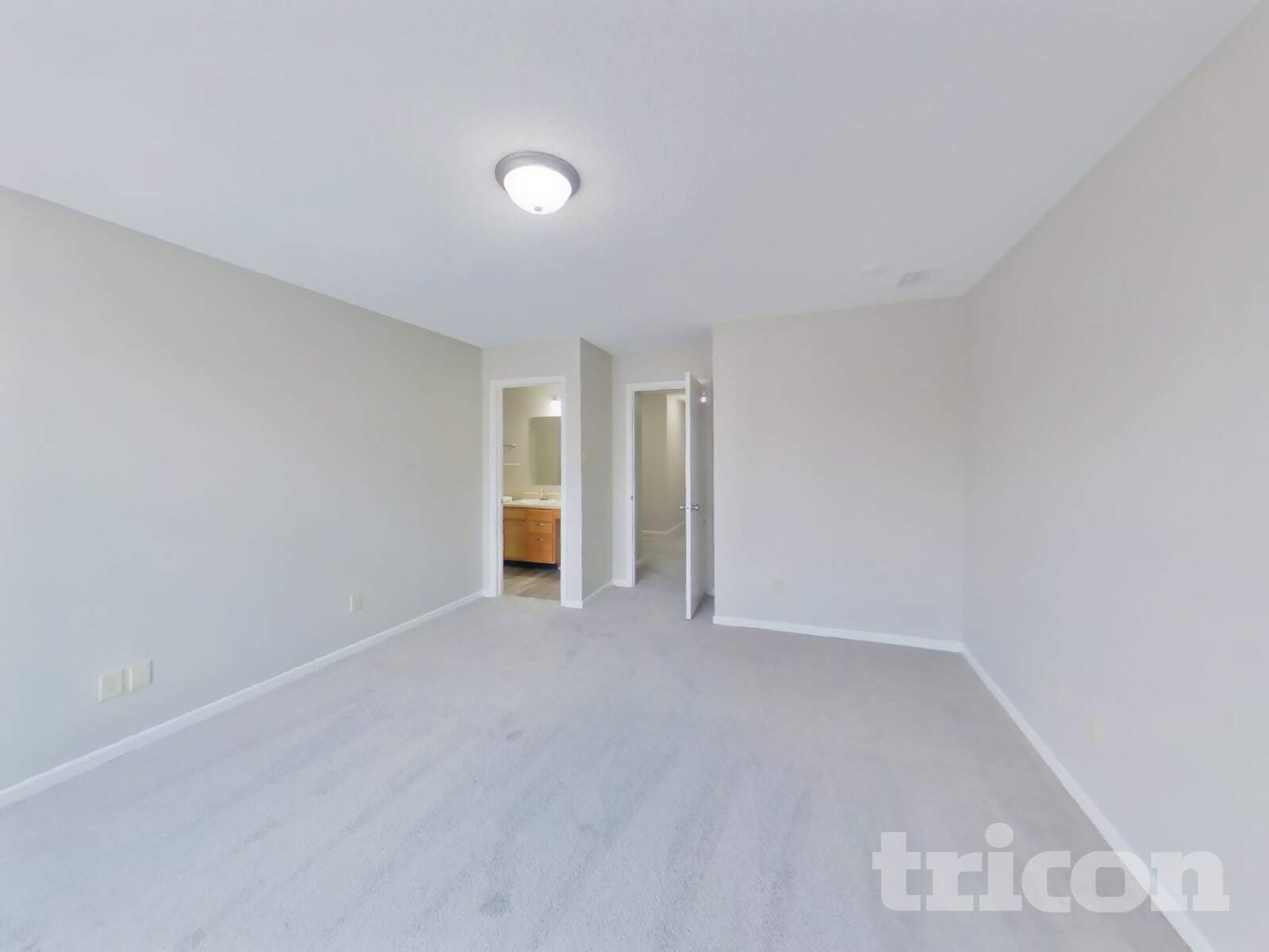Building Photo - 8243 S Rising Sun Dr