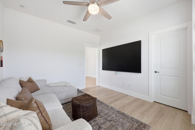 Building Photo - 142 Seabrook Dr