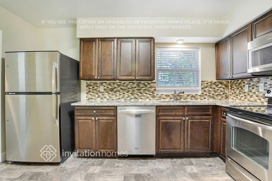 Building Photo - 5507 Riordan Way