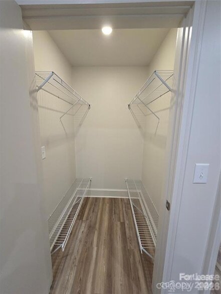 Building Photo - 105 A Kluttz St