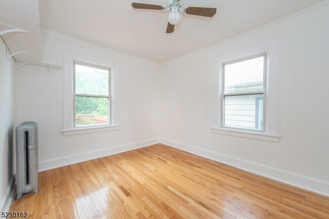 Building Photo - 51 Riggs Pl