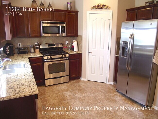Building Photo - 11284 Blue Barrel St