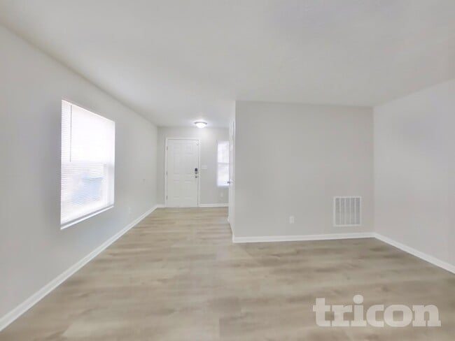 Building Photo - 7925 Liberty School Ln