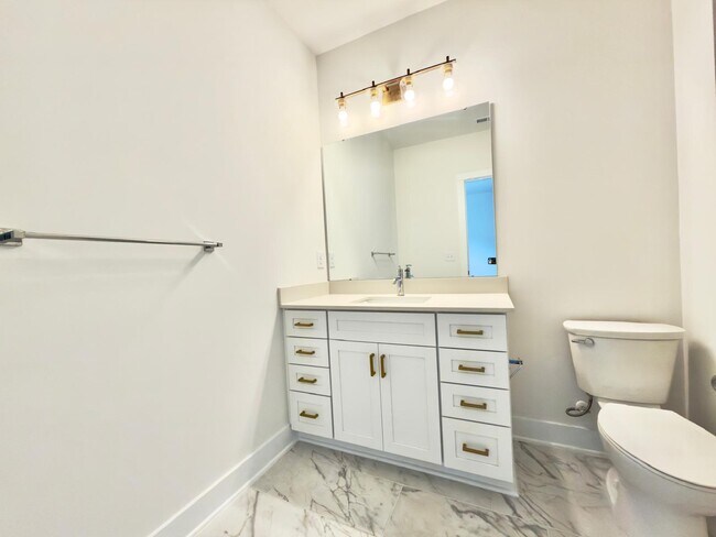 Building Photo - 3423 Holabird Ln