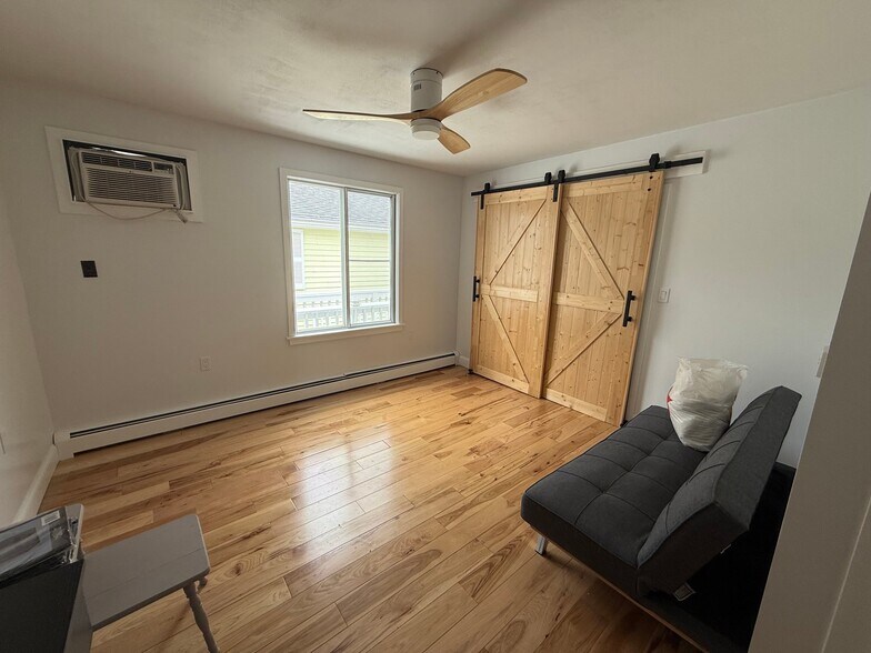 Building Photo - 19-21 Kentville Terrace
