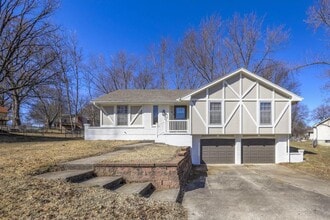 Building Photo - 902 Kingston Ct