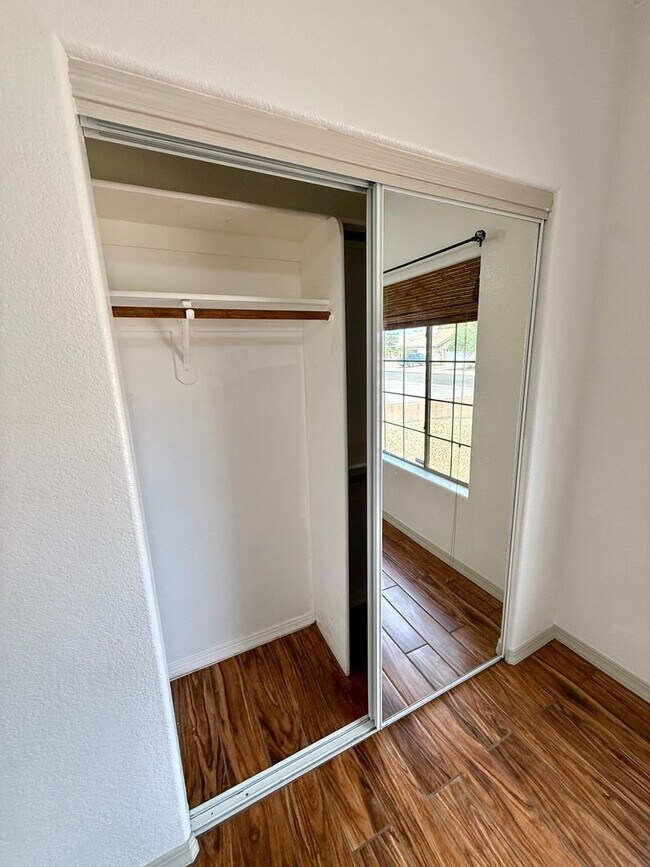 Building Photo - 2116 Roy Rogers Way